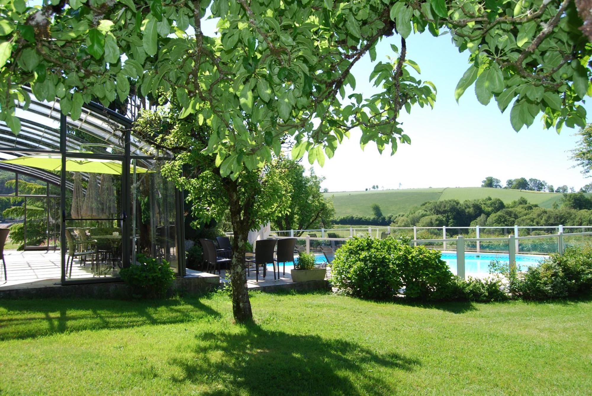 Les Maisons de Concasty Boisset  Extérieur photo